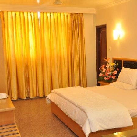 Hotelpearlinn Bangalore Eksteriør bilde